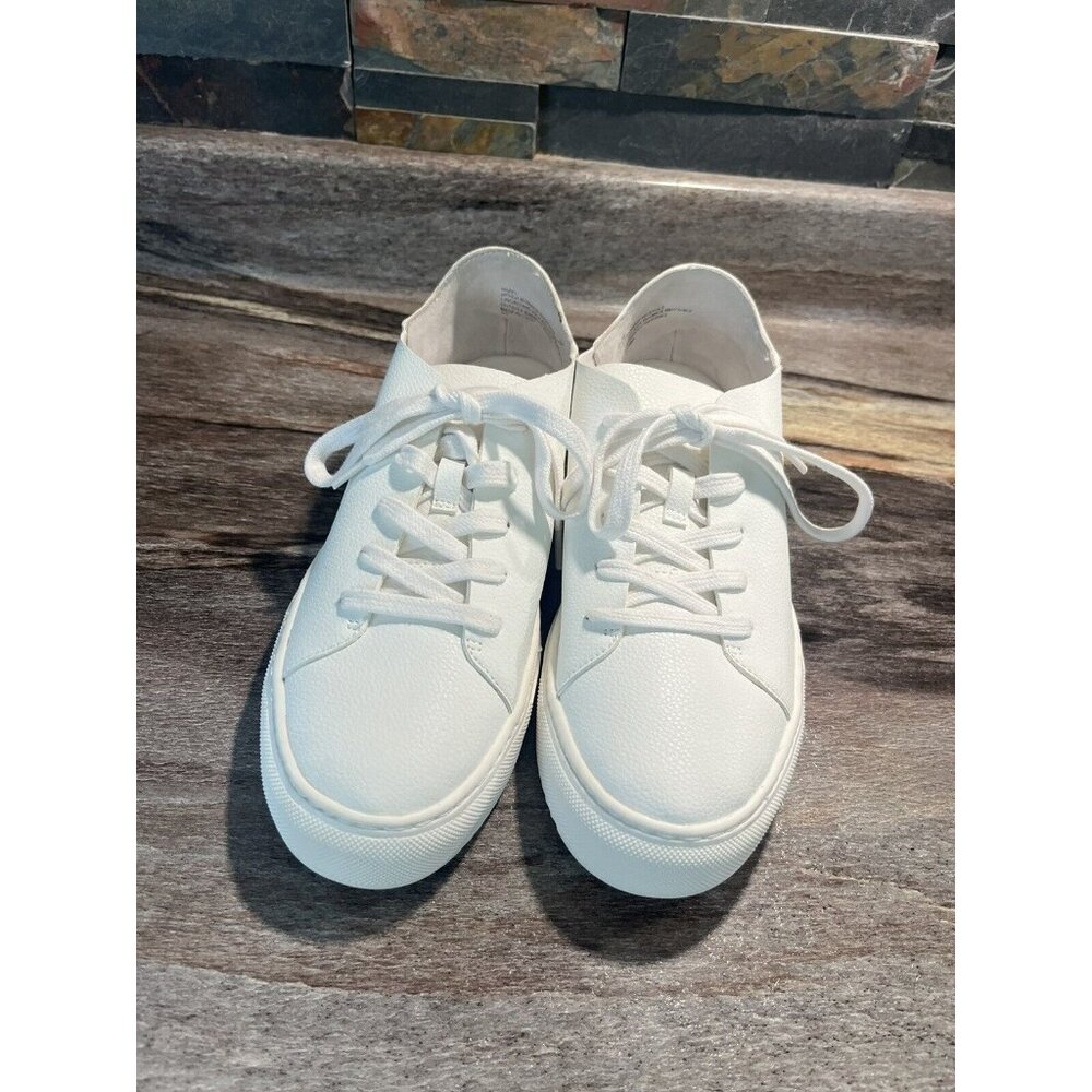 WONDERLY women’s/girls Shoes White 7M‎